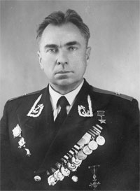 Лунин Hиколай Александpович